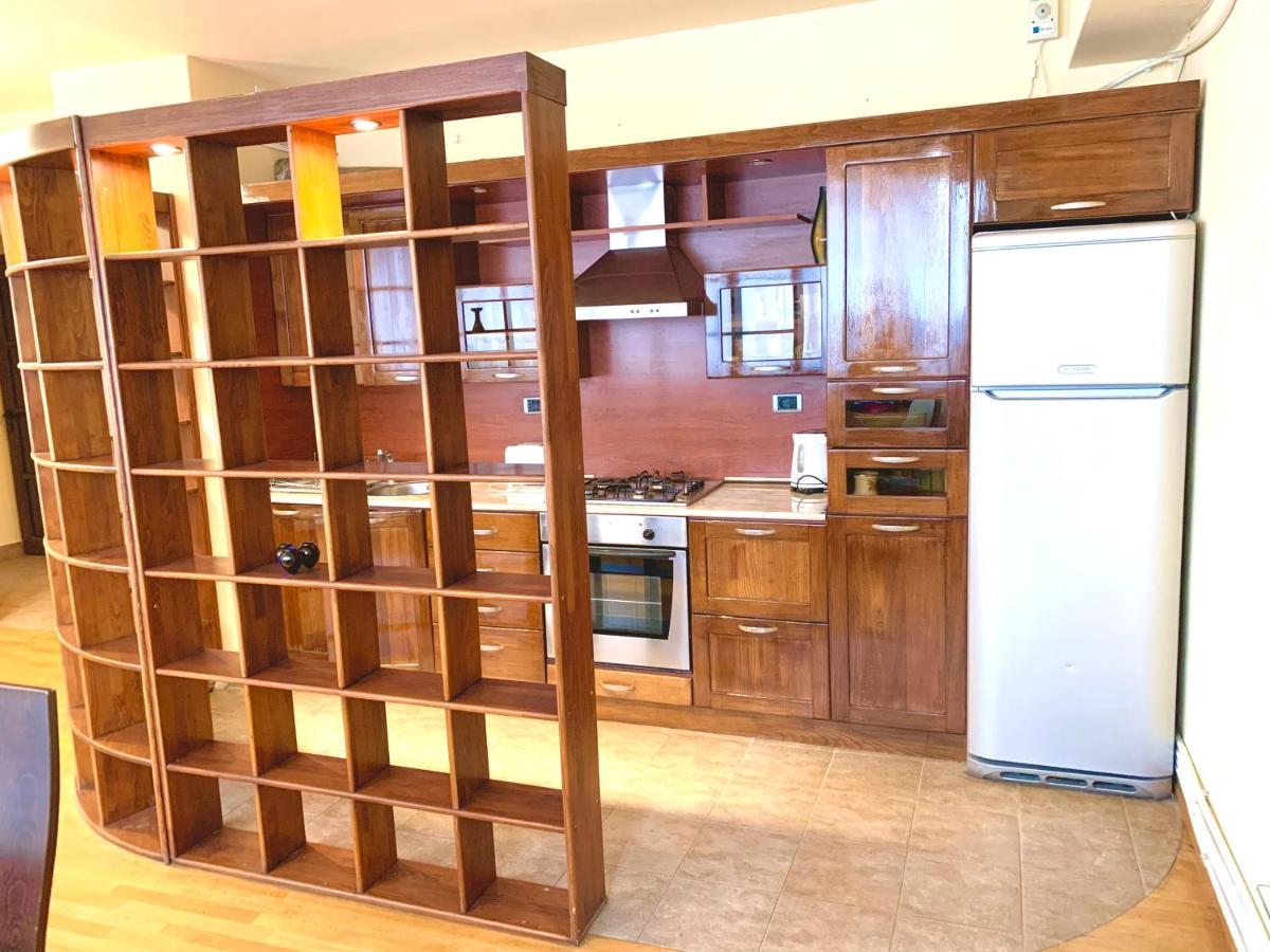 Apartment Amiryan Ереван Екстериор снимка